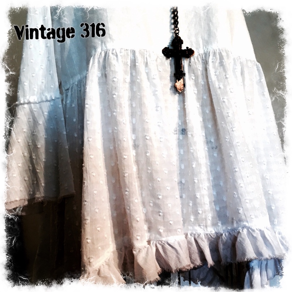Vintage 316 White Tiered Ruffle Blouse